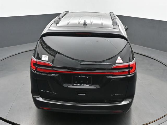 2027 Chrysler Pacifica Limited