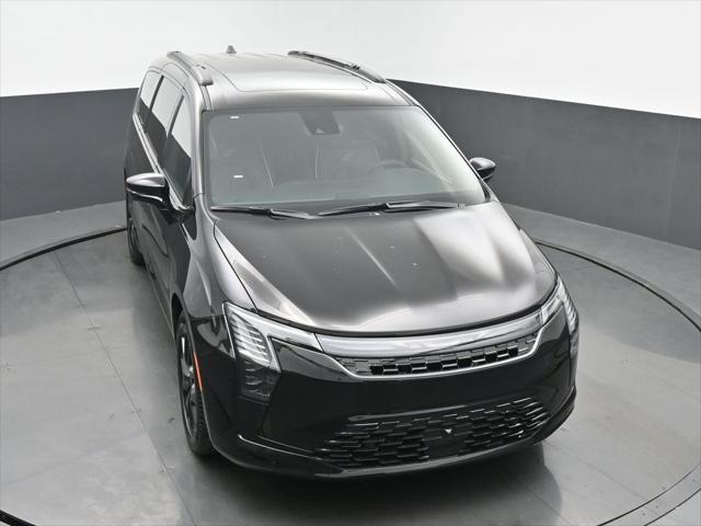 2027 Chrysler Pacifica Limited