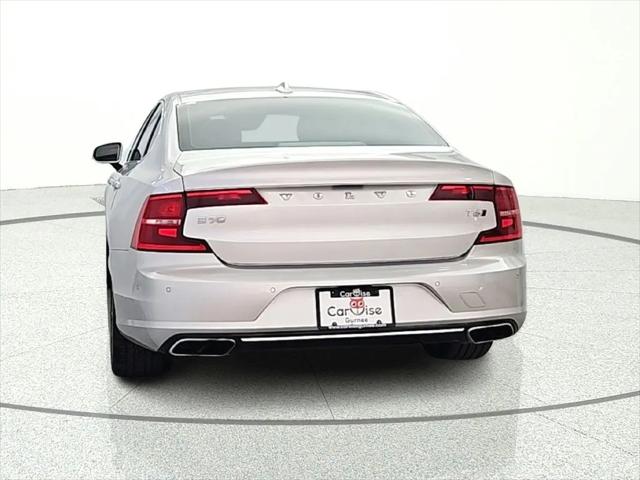 2017 Volvo S90 T6 Momentum
