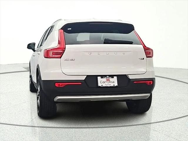 2020 Volvo XC40 T5 Momentum