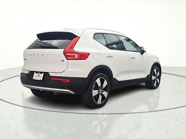 2020 Volvo XC40 T5 Momentum