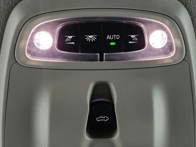 2020 Volvo XC40 T5 Momentum
