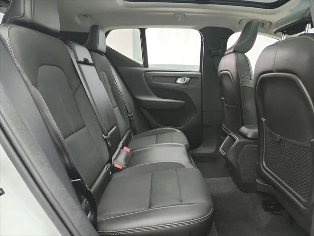 2020 Volvo XC40 T5 Momentum