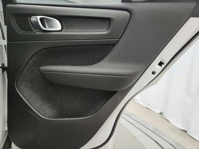 2020 Volvo XC40 T5 Momentum