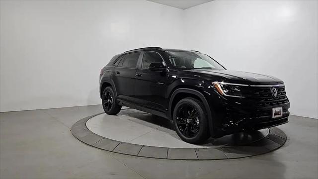 2026 Volkswagen Atlas Cross Sport SEL R-Line Black