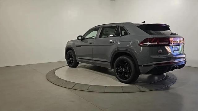 2026 Volkswagen Atlas Cross Sport SEL R-Line Black