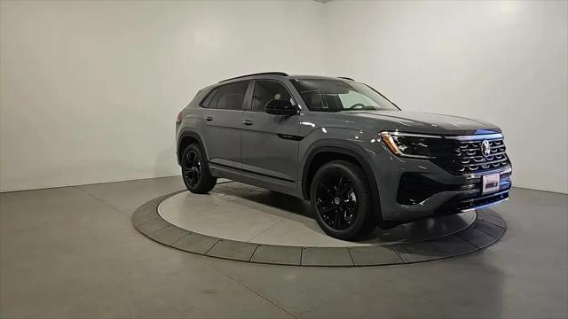 2026 Volkswagen Atlas Cross Sport SEL R-Line Black