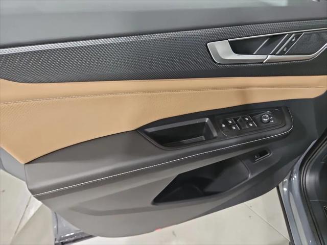 2026 Volkswagen Atlas Cross Sport SEL R-Line Black
