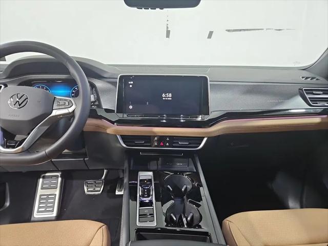 2026 Volkswagen Atlas Cross Sport SEL R-Line Black
