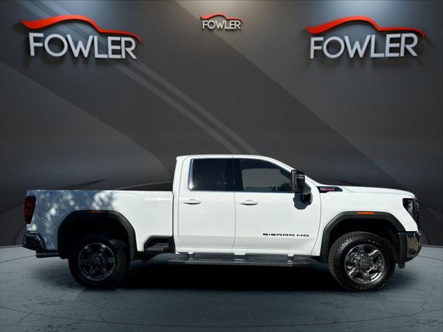 2026 GMC Sierra 2500HD Double Cab, Standard Bed, SLE, RWD