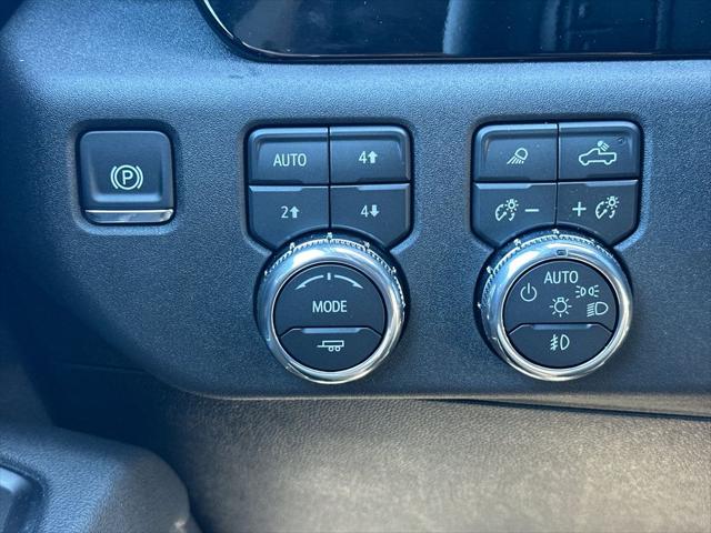 2026 GMC Sierra 2500HD Double Cab, Standard Bed, SLE, RWD