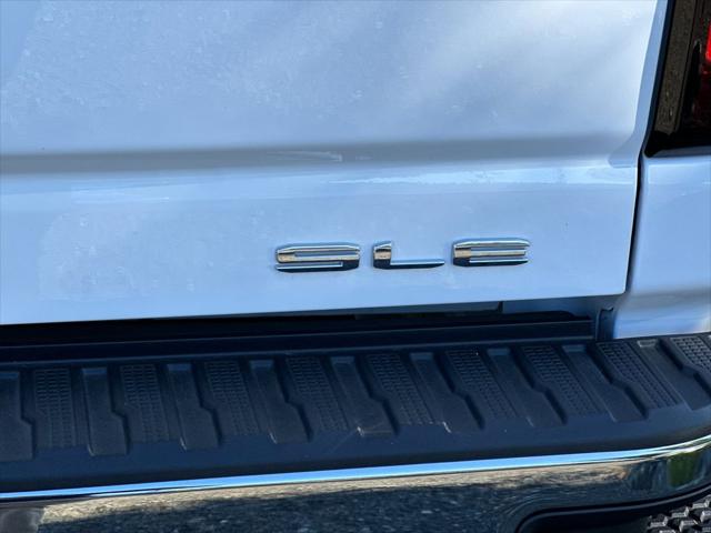 2026 GMC Sierra 2500HD Double Cab, Standard Bed, SLE, RWD