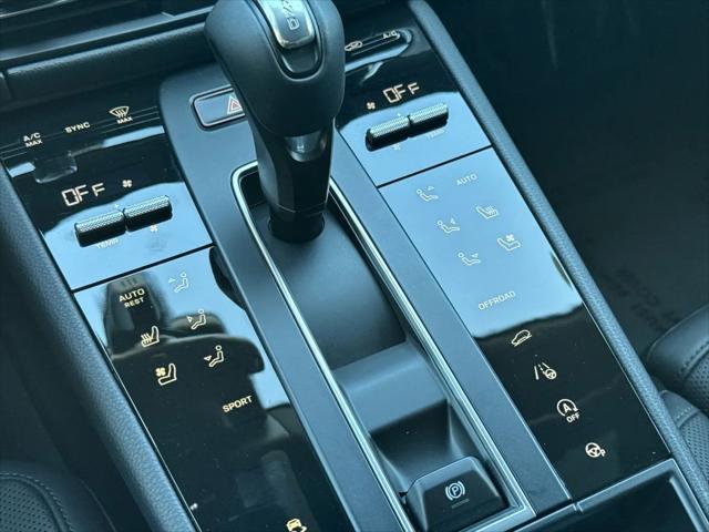 2026 Porsche Macan Macan