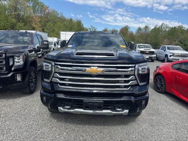 2024 Chevrolet Silverado 2500HD 4WD Crew Cab Standard Bed High Country