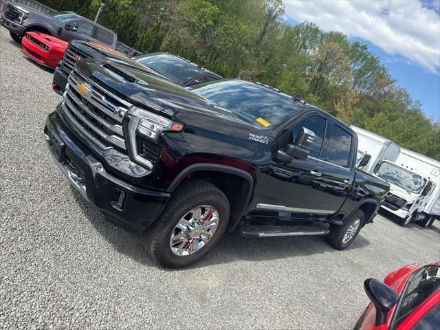 2024 Chevrolet Silverado 2500HD 4WD Crew Cab Standard Bed High Country