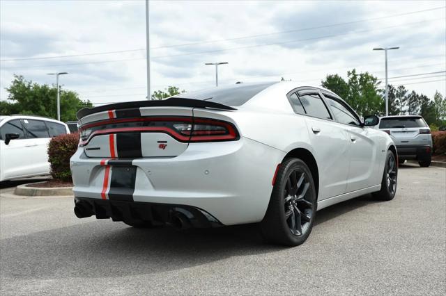 2022 Dodge Charger SXT RWD