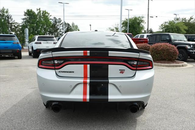 2022 Dodge Charger SXT RWD
