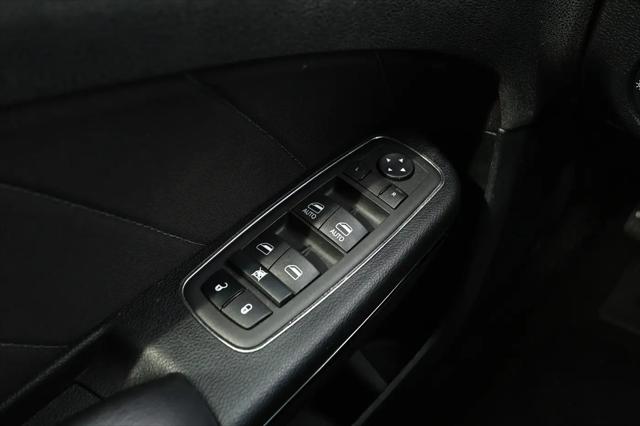 2022 Dodge Charger SXT RWD
