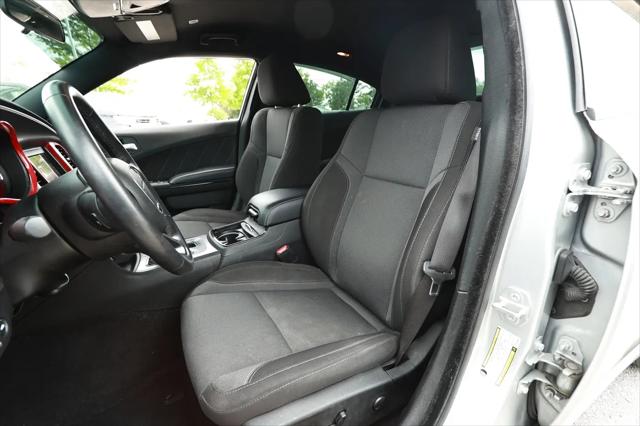 2022 Dodge Charger SXT RWD