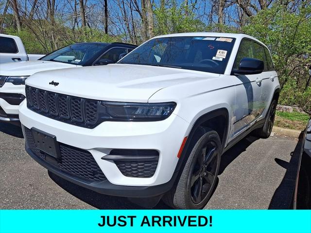 2023 Jeep Grand Cherokee Altitude 4x4