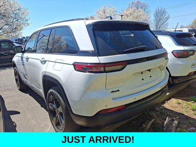 2023 Jeep Grand Cherokee Altitude 4x4