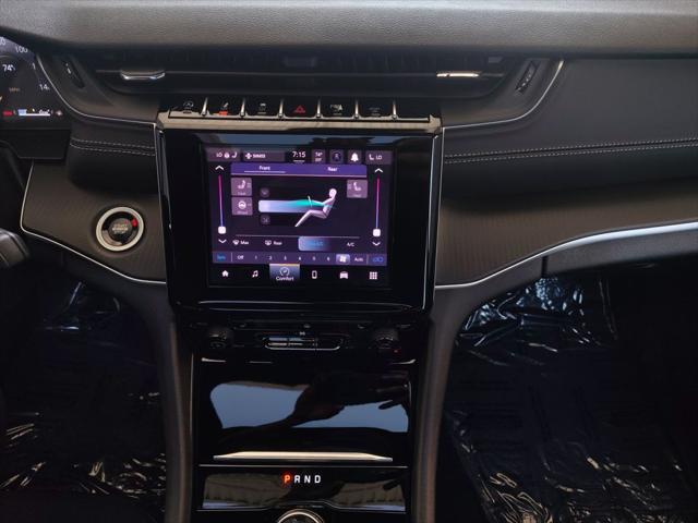 2026 Jeep Grand Cherokee L Laredo 4x2