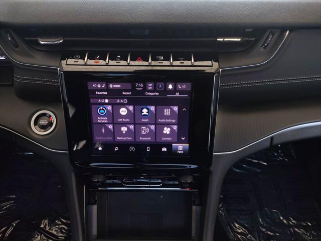 2026 Jeep Grand Cherokee L Laredo 4x2