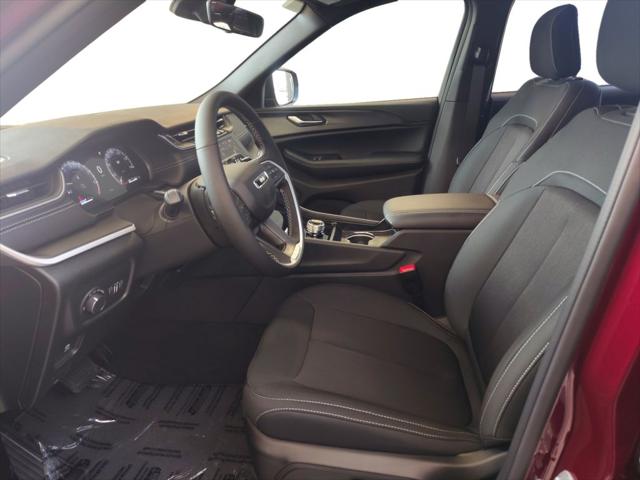 2026 Jeep Grand Cherokee L Laredo 4x2