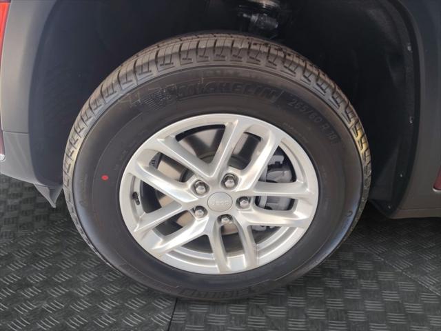 2026 Jeep Grand Cherokee L Laredo 4x2
