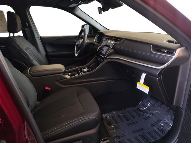 2026 Jeep Grand Cherokee L Laredo 4x2