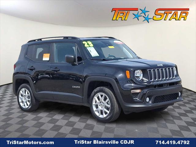 2023 Jeep Renegade Latitude 4x4 2023 Jeep Renegade Latitude 4x4