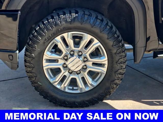 2020 GMC Sierra 2500HD 4WD Crew Cab Standard Bed Denali