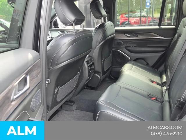 2025 Jeep Grand Cherokee Overland 4x4