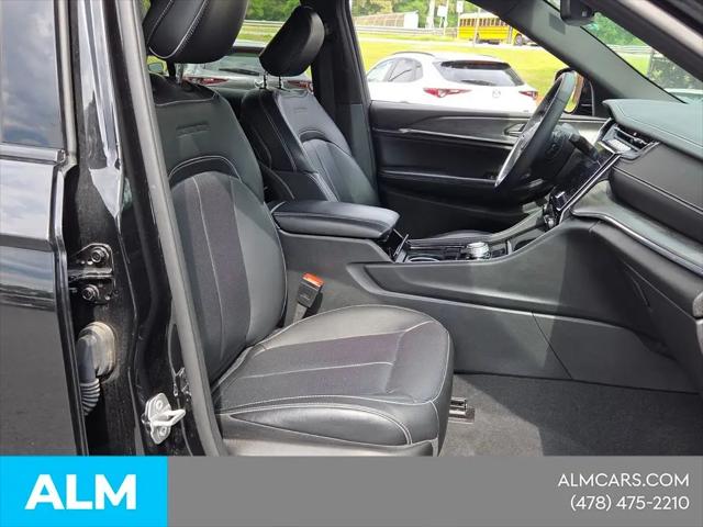 2025 Jeep Grand Cherokee Overland 4x4