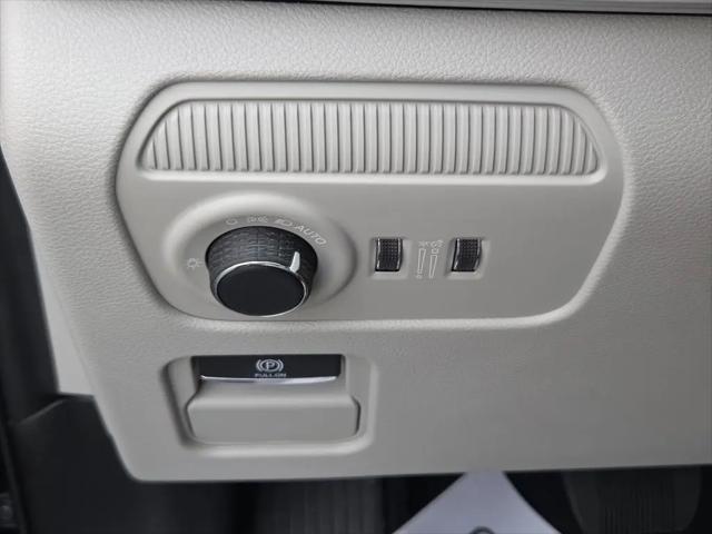2026 Jeep Grand Wagoneer 4x2