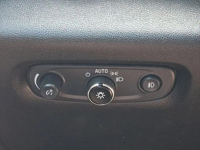 2021 Chevrolet Traverse AWD LT Leather