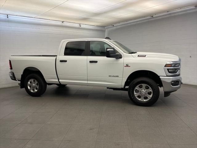2026 RAM Ram 3500 RAM 3500 BIG HORN CREW CAB 4X4 64 BOX