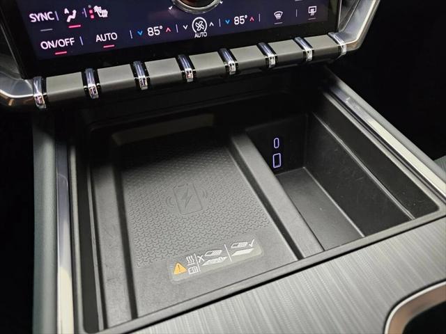 2025 GMC Acadia AWD AT4