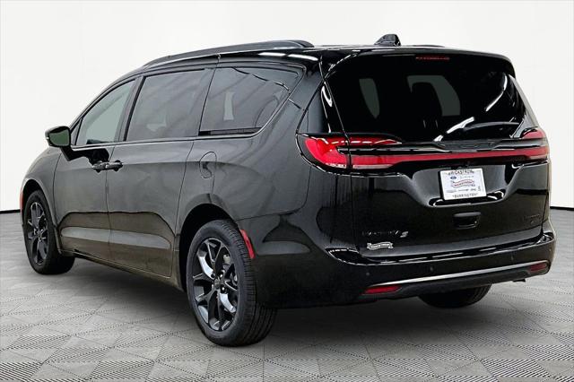 2027 Chrysler Pacifica PACIFICA LIMITED AWD