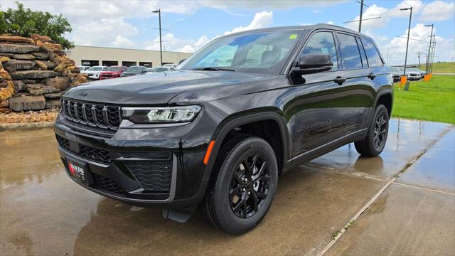 2026 Jeep Grand Cherokee GRAND CHEROKEE LAREDO ALTITUDE 4X2