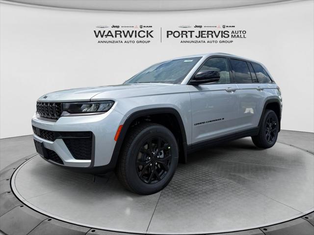 2026 Jeep Grand Cherokee GRAND CHEROKEE LAREDO ALTITUDE 4X4