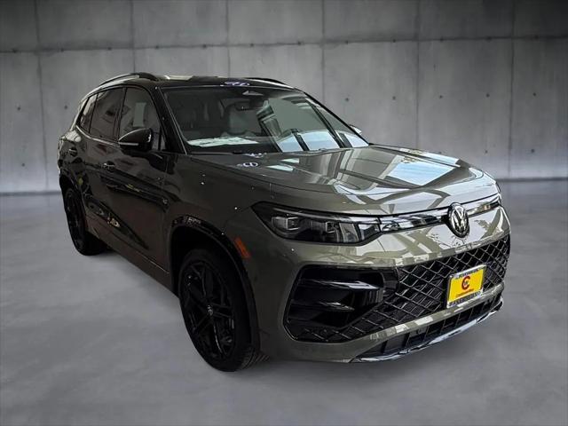 2026 Volkswagen Tiguan SE R-Line Black