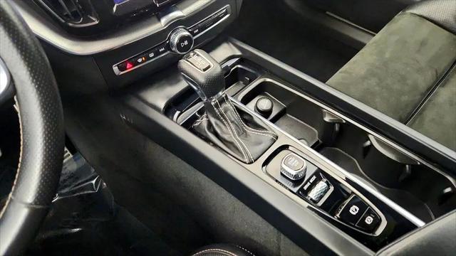 2018 Volvo XC60 T6 R-Design