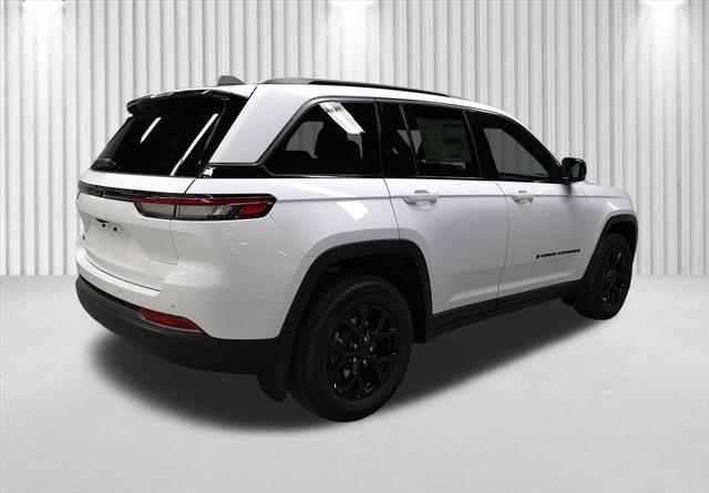 2026 Jeep Grand Cherokee GRAND CHEROKEE LAREDO ALTITUDE 4X4 2026 Jeep Grand Cherokee GRAND CHEROKEE LAREDO ALTITUDE 4X4