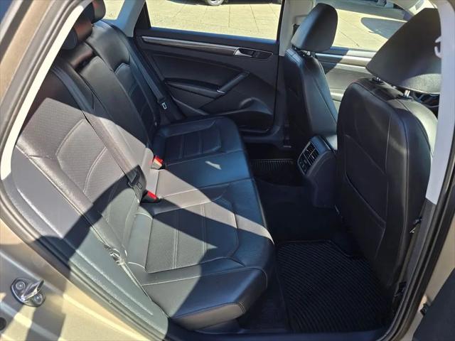 2016 Volkswagen Passat 1.8T SE