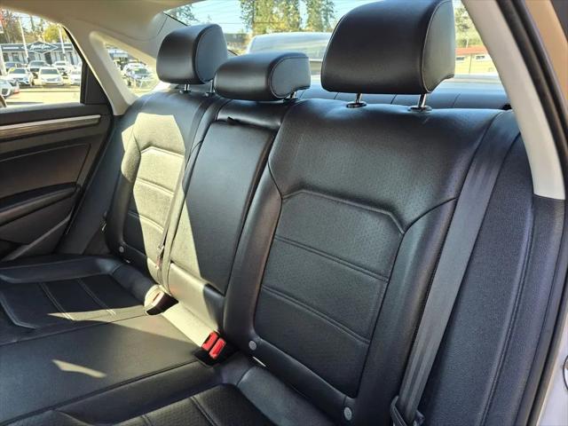 2016 Volkswagen Passat 1.8T SE