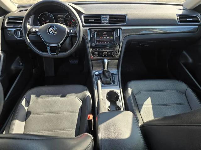 2016 Volkswagen Passat 1.8T SE