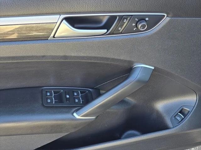 2016 Volkswagen Passat 1.8T SE