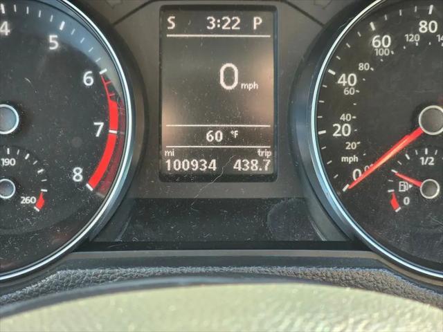 2016 Volkswagen Passat 1.8T SE