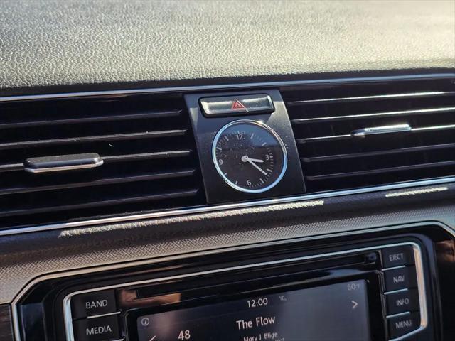 2016 Volkswagen Passat 1.8T SE